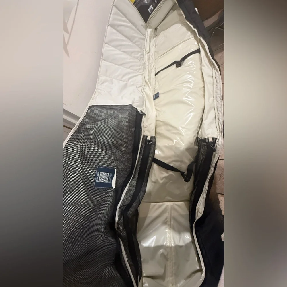 Sunday snow Black Wheeled Ski and Snowboard Travel Bag by